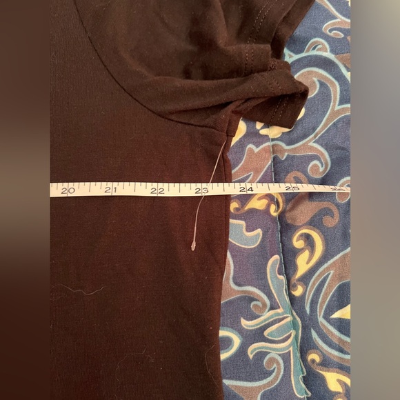 New black color T-shirt - Picture 6 of 9